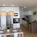 Modern In Calahonda - 60 M² With Shared Pool شقة