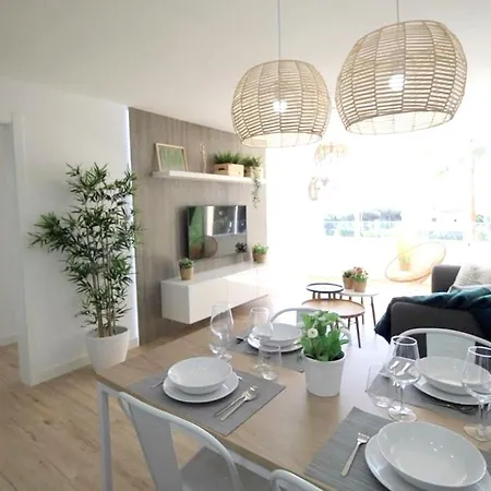 Modern In Calahonda - 60 M² With Shared Pool *